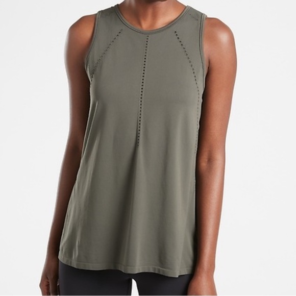 Athleta Tops - NWOT Athleta Foothill Tank in size large in Gunmetal Grey